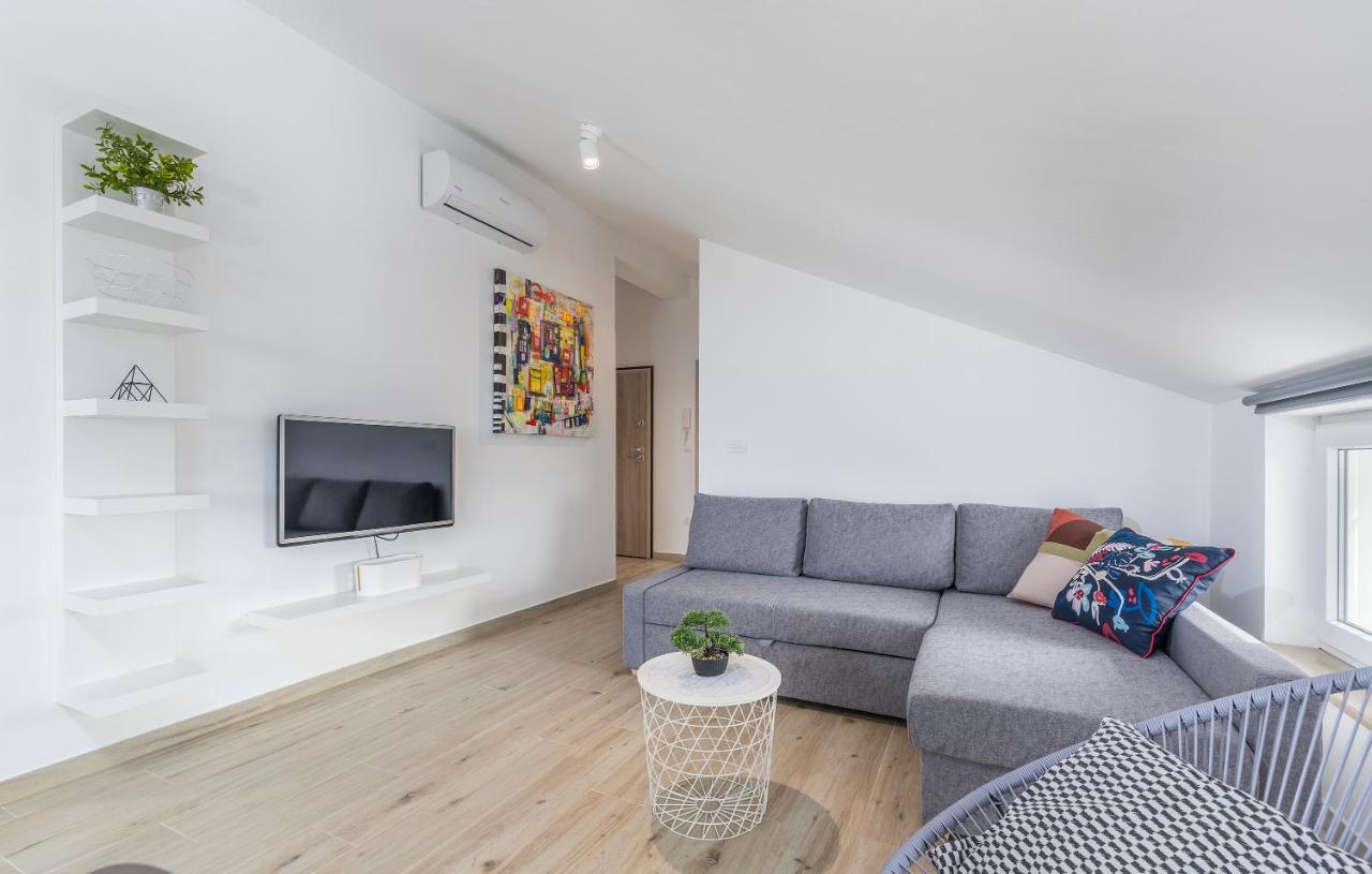 Apartment Serena, Sea View, Peroj Exteriör bild