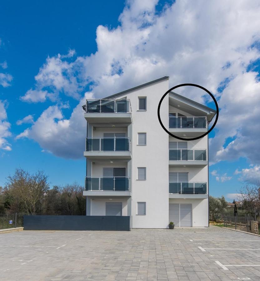 Apartment Serena, Sea View, Peroj Exteriör bild